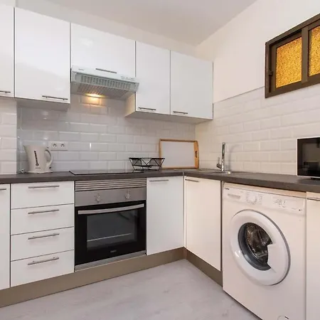 Mare 96 - One Bed أذيخي