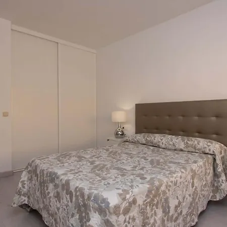 Mare 96 - One Bed Lägenhet